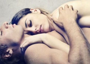 Why Couples Should Sleep Naked